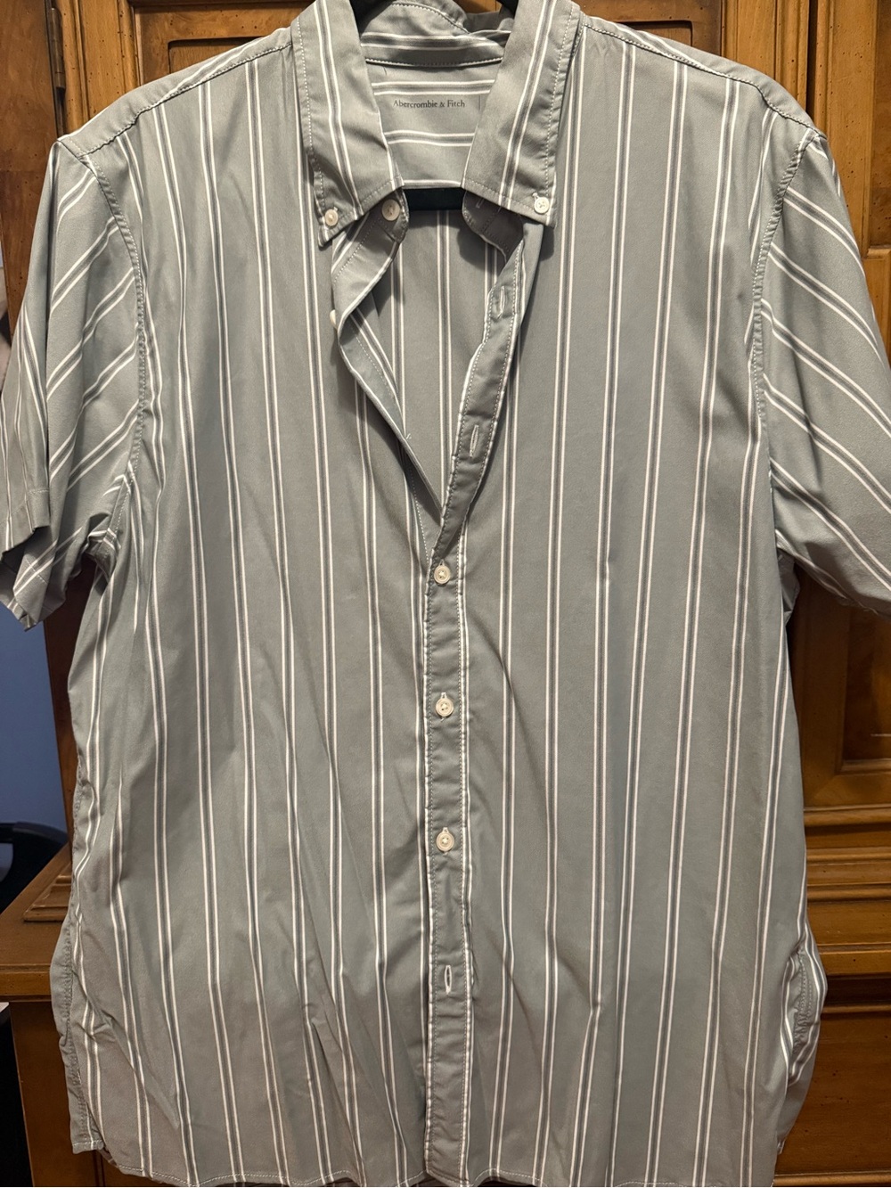Abercrombie & Fitch Men's Gray Vertical Stripe Button-Down Shirt